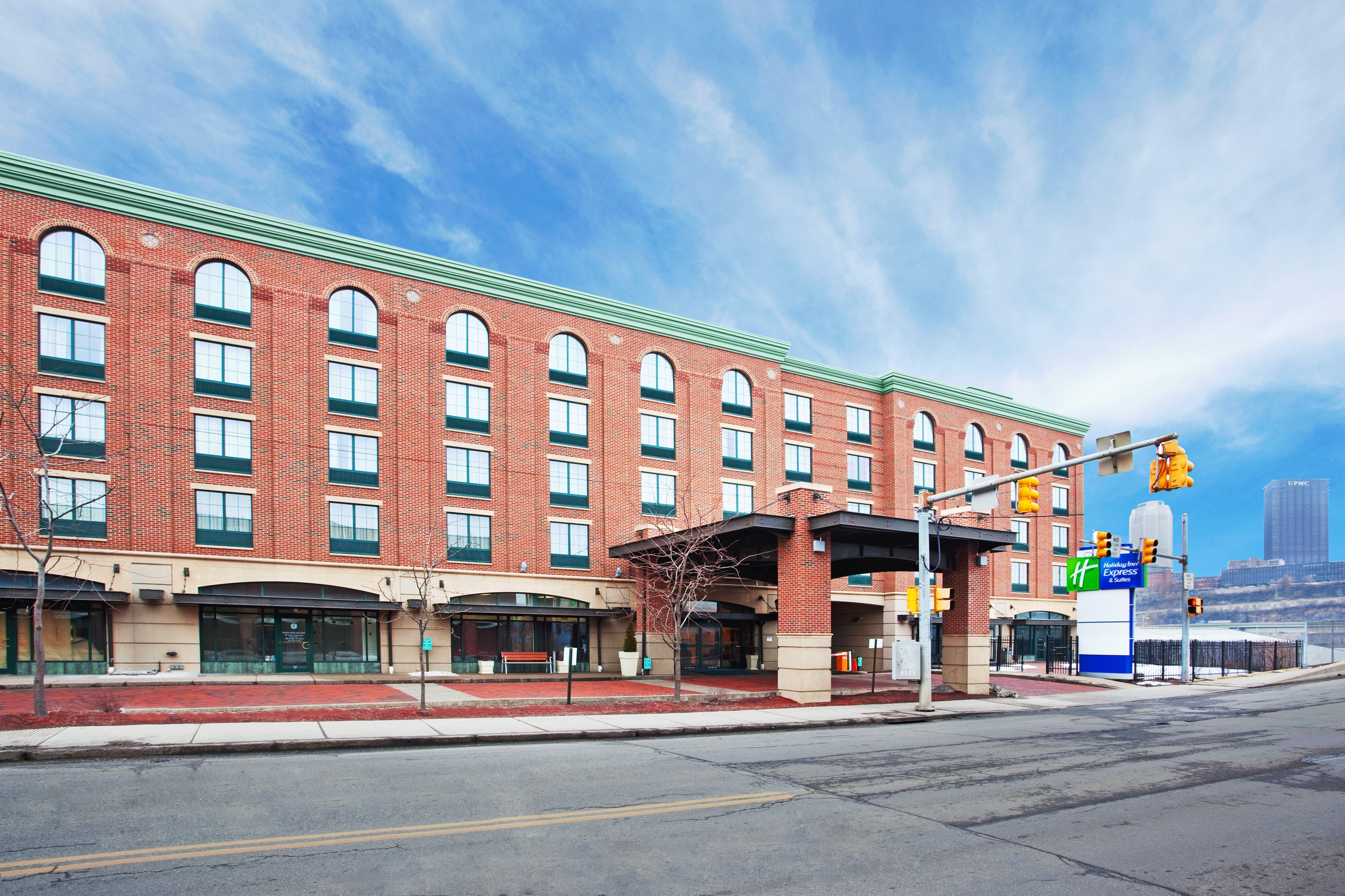 Holiday Inn Express Hotel & Suites Pittsburgh-South Side, An Ihg Hotel Exterior photo