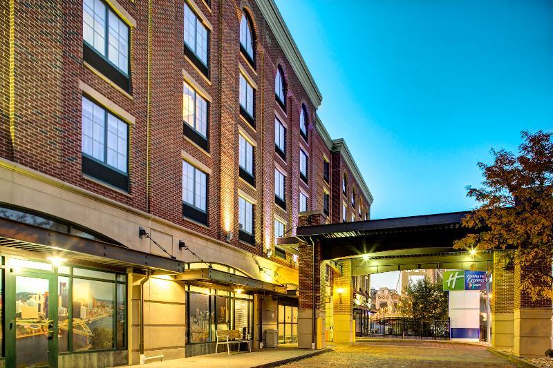 Holiday Inn Express Hotel & Suites Pittsburgh-South Side, An Ihg Hotel Exterior photo